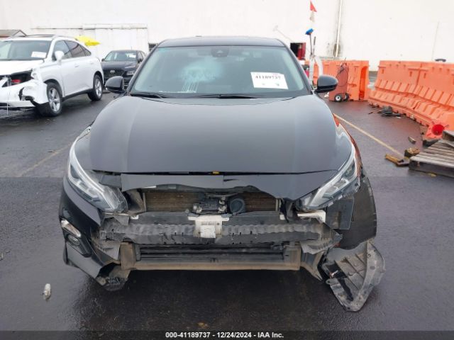 1N4BL4DW2MN325608 Nissan Altima Sv Intelligent Awd