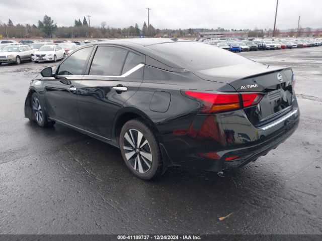 1N4BL4DW2MN325608 Nissan Altima Sv Intelligent Awd