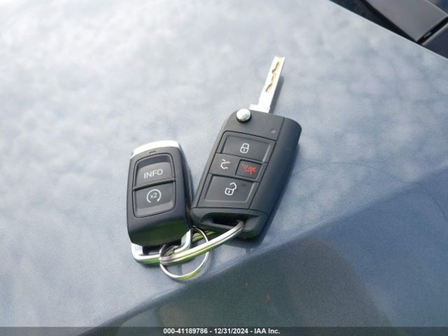3VWBM7BU8PM022743 Volkswagen Jetta 1.5t Sport