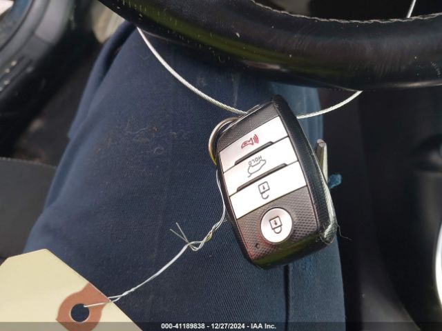 KNDJP3A52H7468603 KIA SOUL +