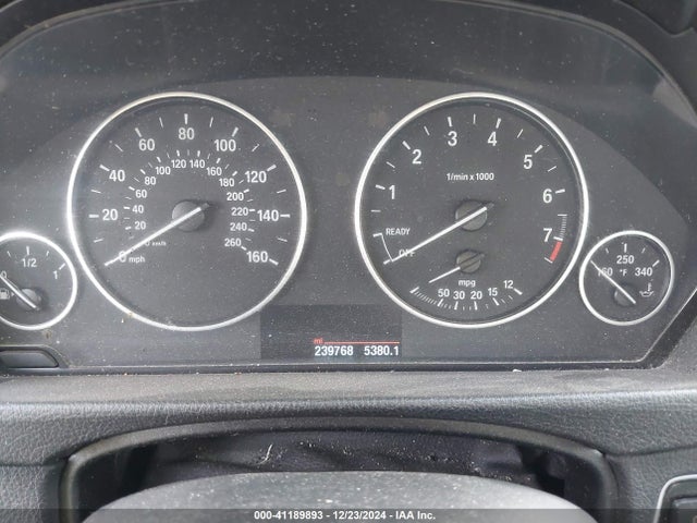 WBA3B1C54FK140163 BMW 320i