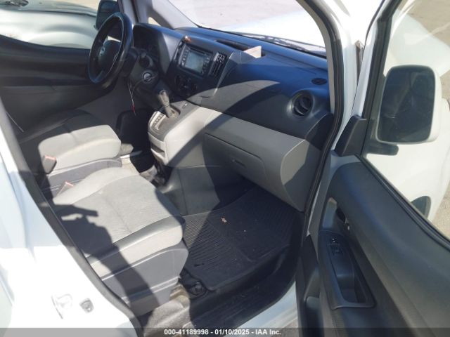 3N6CM0KN5GK692945 Nissan NV200 SV