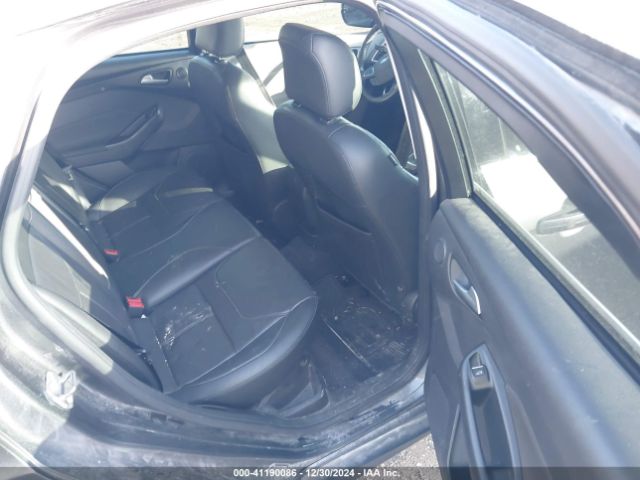 1FADP3J27FL259029 Ford Focus Titanium