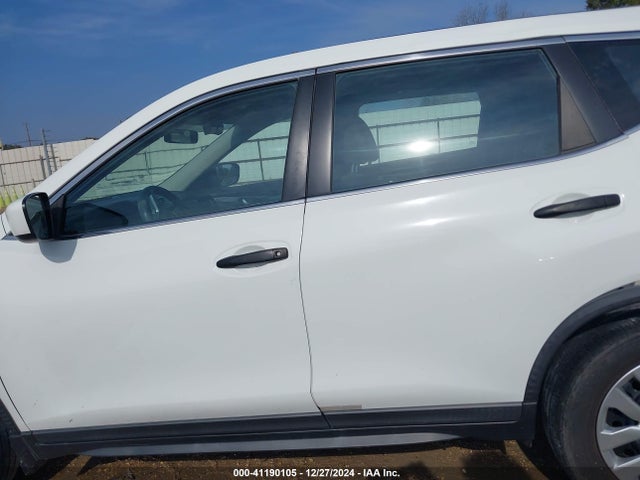 KNMAT2MT1HP593592 Nissan ROGUE S