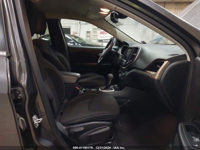 Jeep Cherokee Latitude 2016 1C4PJMCB3GW267804 Image 5