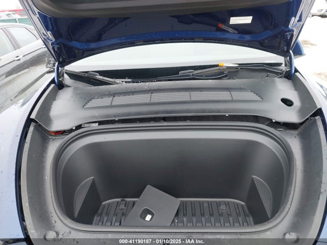 2023 TESLA MODEL Y 7SAYGDEE2PF837373 Photo 9