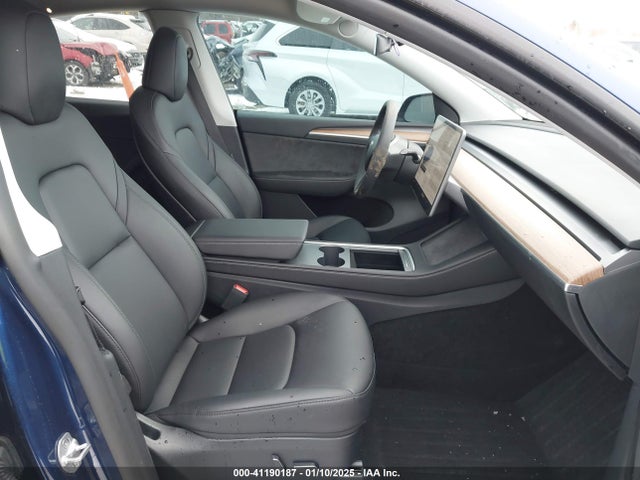 2023 TESLA MODEL Y 7SAYGDEE2PF837373 Photo 4