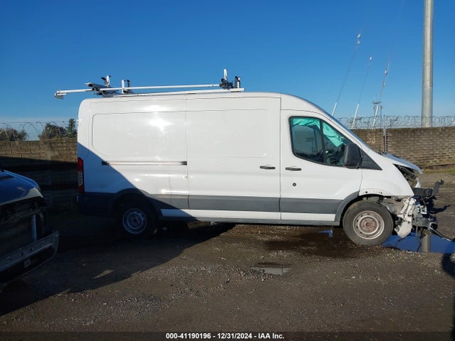 Ford Transit-250 2018 1FTYR2CM2JKA31923 Image 14