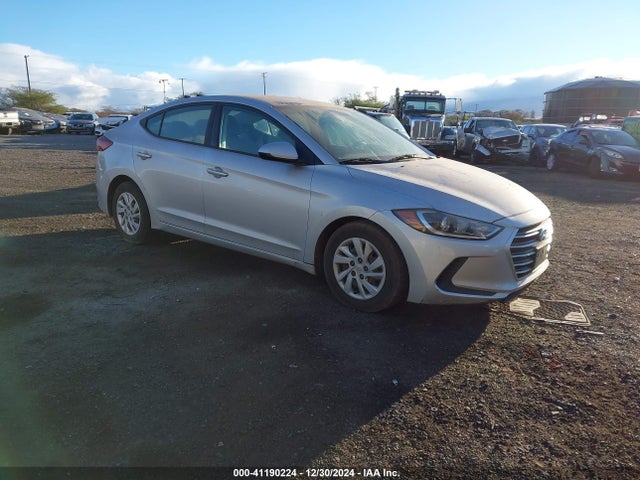 2017 5NPD74LFXHH153679 main image