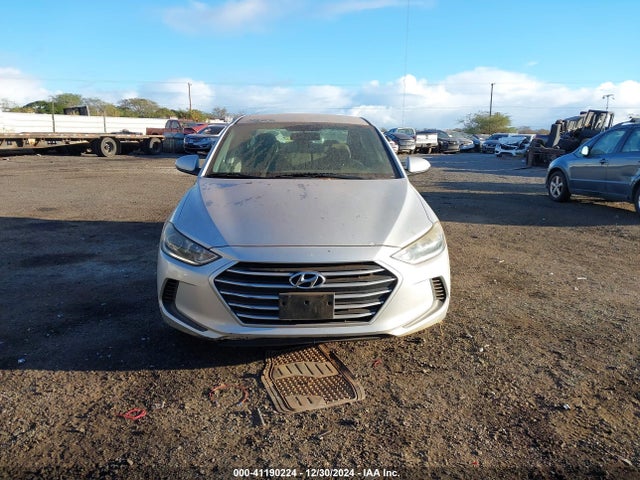 Hyundai ELANTRA SE 2017 5NPD74LFXHH153679 Image 6