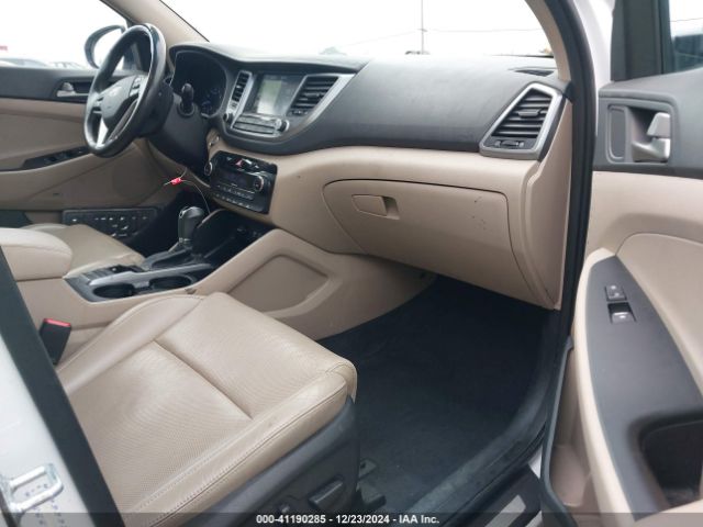KM8J33A23JU718600 Hyundai Tucson Limited