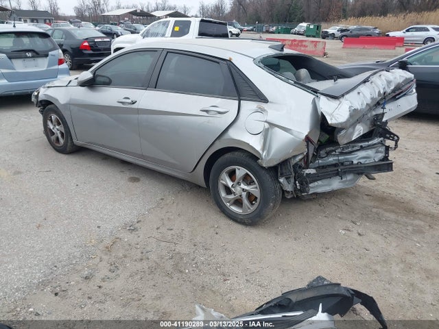 5NPLL4AG0MH036268 Hyundai ELANTRA SE