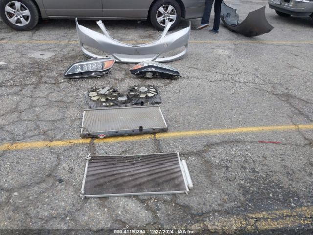 JH4KC1F93EC006567 Acura RLX
