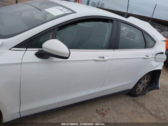 3FA6P0G77ER359559 Ford FUSION S