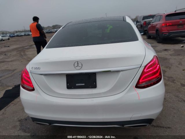 WDDWF4JB3JR389395 Mercedes-Benz C 300