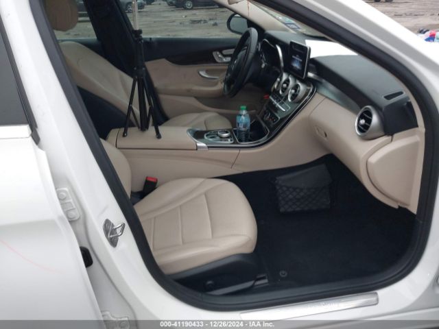 WDDWF4JB3JR389395 Mercedes-Benz C 300