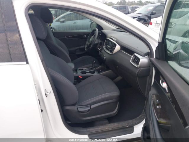 5XYPG4A37HG250187 KIA Sorento 2.4l Lx