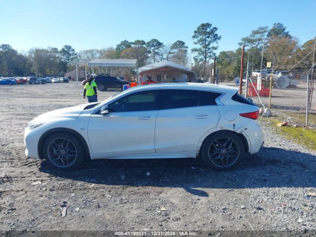 SJKCH5CP7HA027937 Infiniti Qx30 Sport