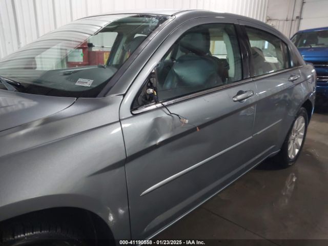 2010 CHRYSLER SEBRING 1C3CC5FD8AN134758 Photo 5