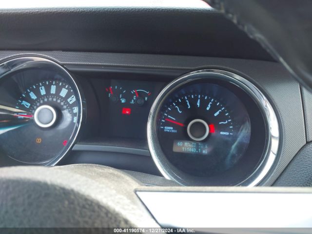 1ZVBP8AM1E5211140 Ford Mustang V6