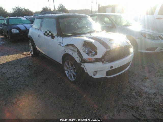 2008 MINI COOPER S WMWMF73508TV33344 Photo 0