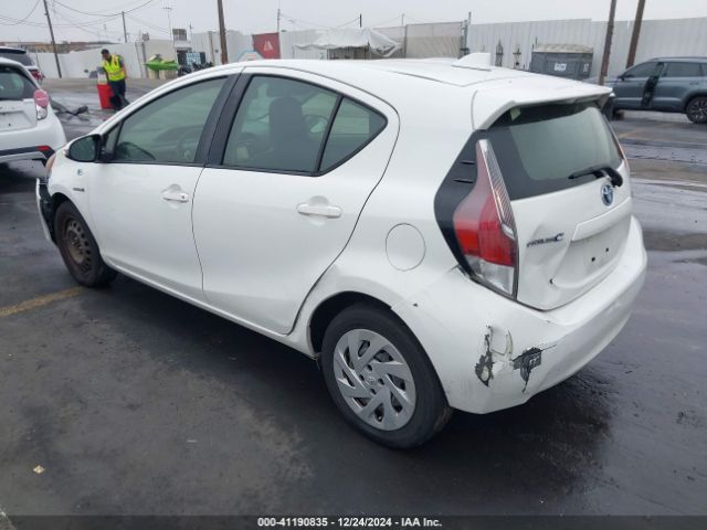 JTDKDTB32G1127035 Toyota Prius C One