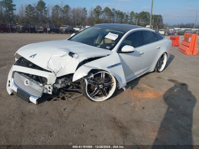 2011 JAGUAR XJ SAJWA1CB7BLV06096 Photo 1