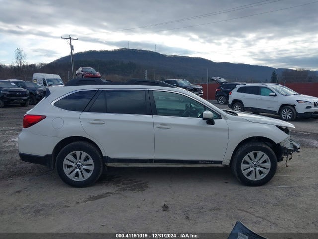 Subaru Outback 2.5i Premium 2017 4S4BSACC2H3353926 Image 14