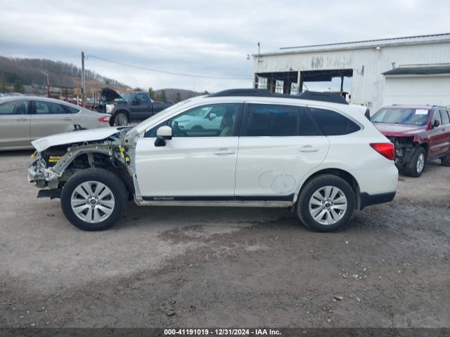 Subaru Outback 2.5i Premium 2017 4S4BSACC2H3353926 Image 15
