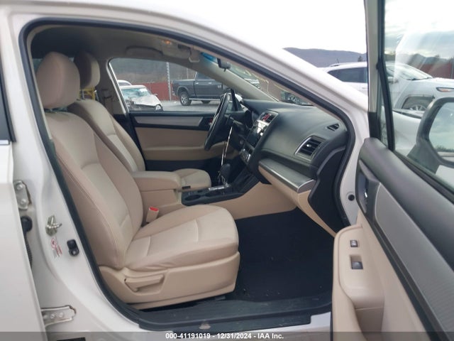 Subaru Outback 2.5i Premium 2017 4S4BSACC2H3353926 Image 5
