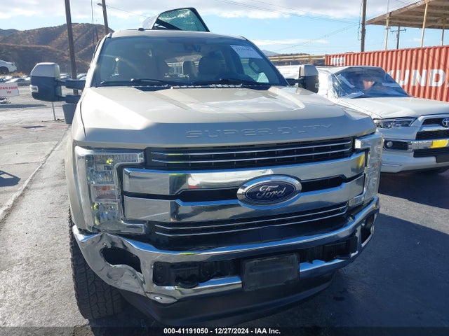 Ford F-250 Lariat 2018 1FT7W2BT6JEB82713 Image 11