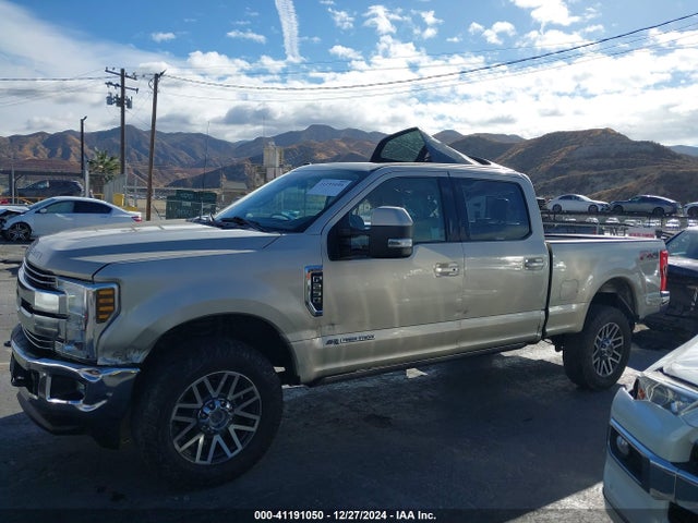 Ford F-250 Lariat 2018 1FT7W2BT6JEB82713 Image 13