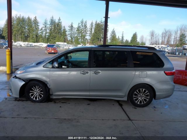5TDYZ3DC0KS012633 Toyota Sienna Xle 8 Passenger