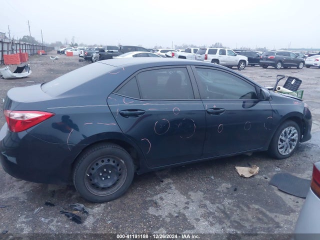 Toyota COROLLA LE 2017 5YFBURHE4HP730349 Image 13