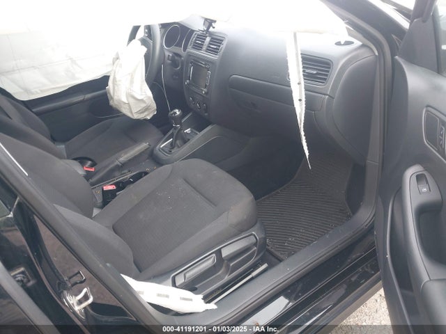 3VW1K7AJ4FM342665 Volkswagen Jetta 2.0l S