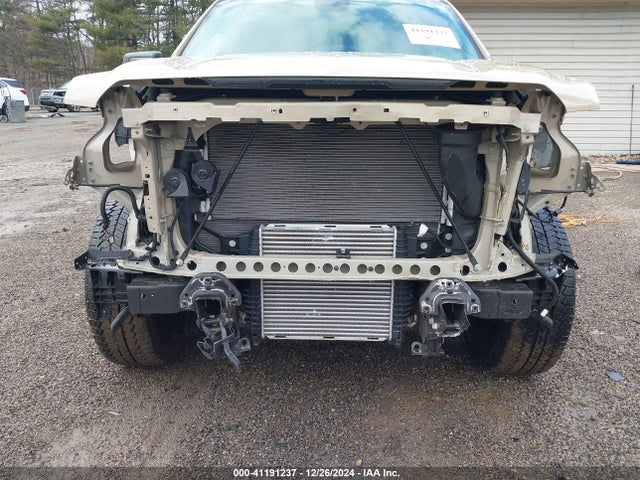 3GTPUCEK0NG543527 GMC Sierra 1500 4wd  Short Box Elevation With 3sb