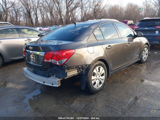 1G1PA5SH0E7150807 Chevrolet Cruze Ls Auto