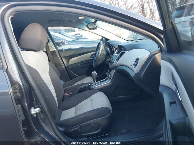 1G1PA5SH0E7150807 Chevrolet Cruze Ls Auto