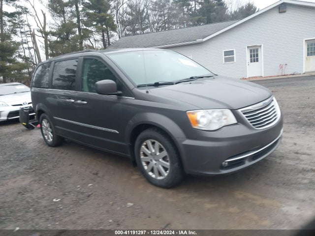 Chrysler Town & Country Touring 2015 2C4RC1BGXFR627849 головне зображення