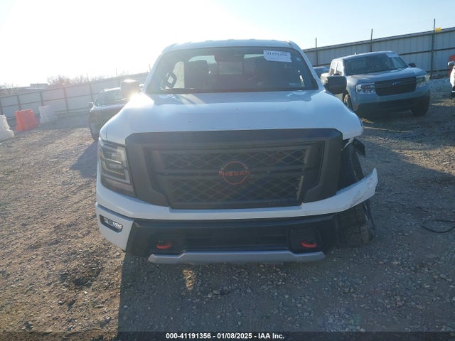 Nissan Titan Pro-4x 4x4 2023 1N6AA1ED0PN113685 Image 13