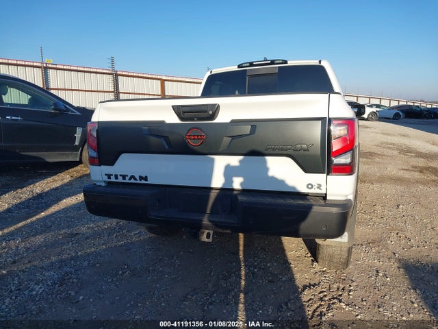 Nissan Titan Pro-4x 4x4 2023 1N6AA1ED0PN113685 Image 17