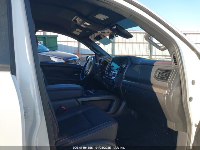 Nissan Titan Pro-4x 4x4 2023 1N6AA1ED0PN113685 Image 5