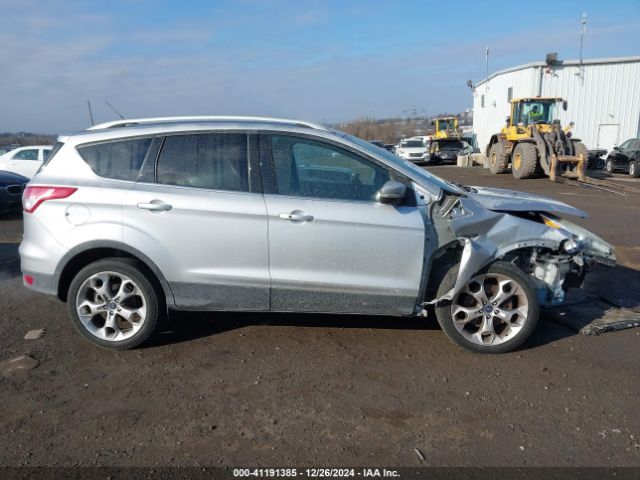 1FMCU9J97FUB35489 Ford Escape Titanium