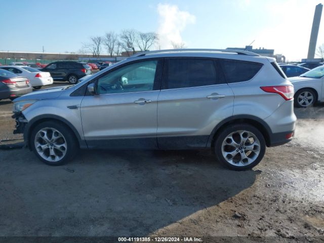 1FMCU9J97FUB35489 Ford Escape Titanium