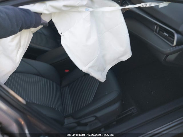 4T1G11AK7NU658850 Toyota CAMRY SE