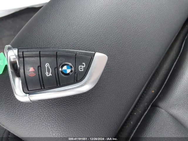 3MW5R7J08L8B33633 BMW 330i Xdrive