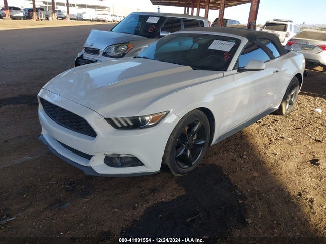 Ford Mustang V6 2015 1FATP8EM4F5376575 Image 2