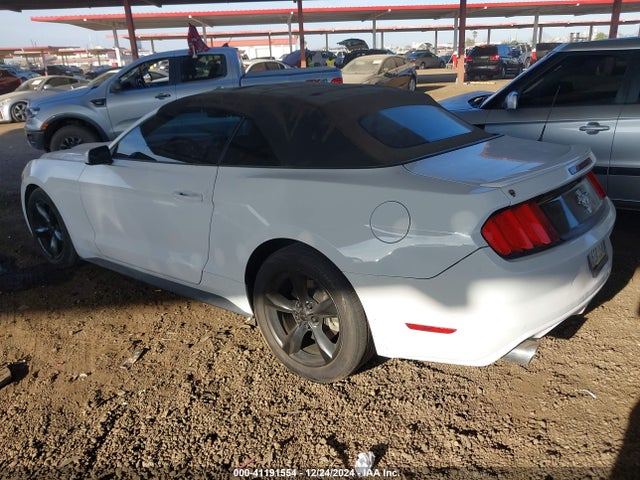 Ford Mustang V6 2015 1FATP8EM4F5376575 Image 3