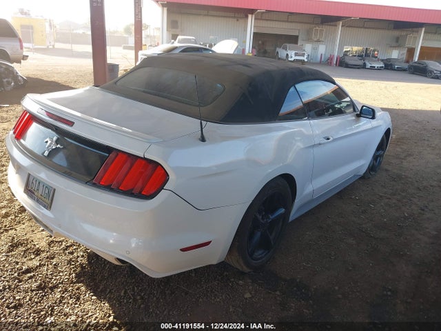 Ford Mustang V6 2015 1FATP8EM4F5376575 Image 4