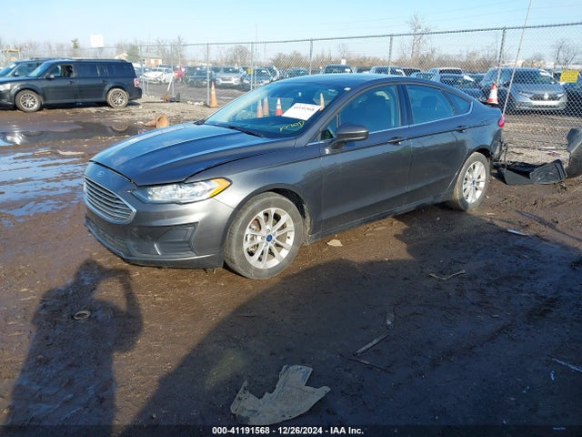 3FA6P0HD8LR257009 Ford FUSION SE